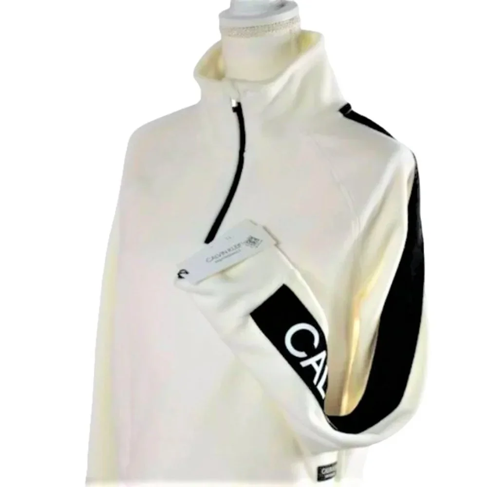 Calvin Klein Performance Wear White & Black Pullover Size Medium